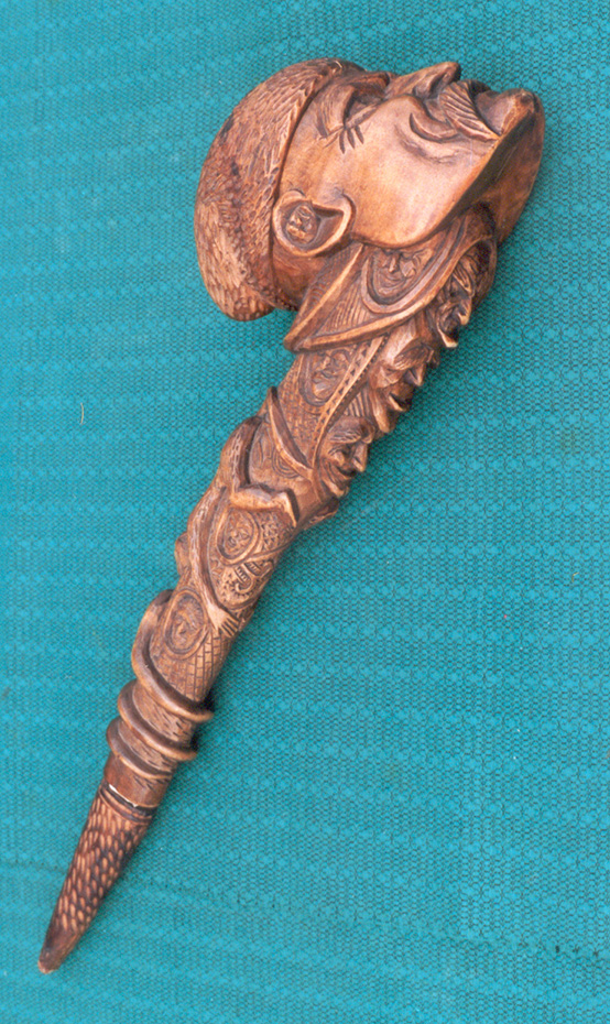 Козацька люлька. 1960-і рр. Дерево, різьблення